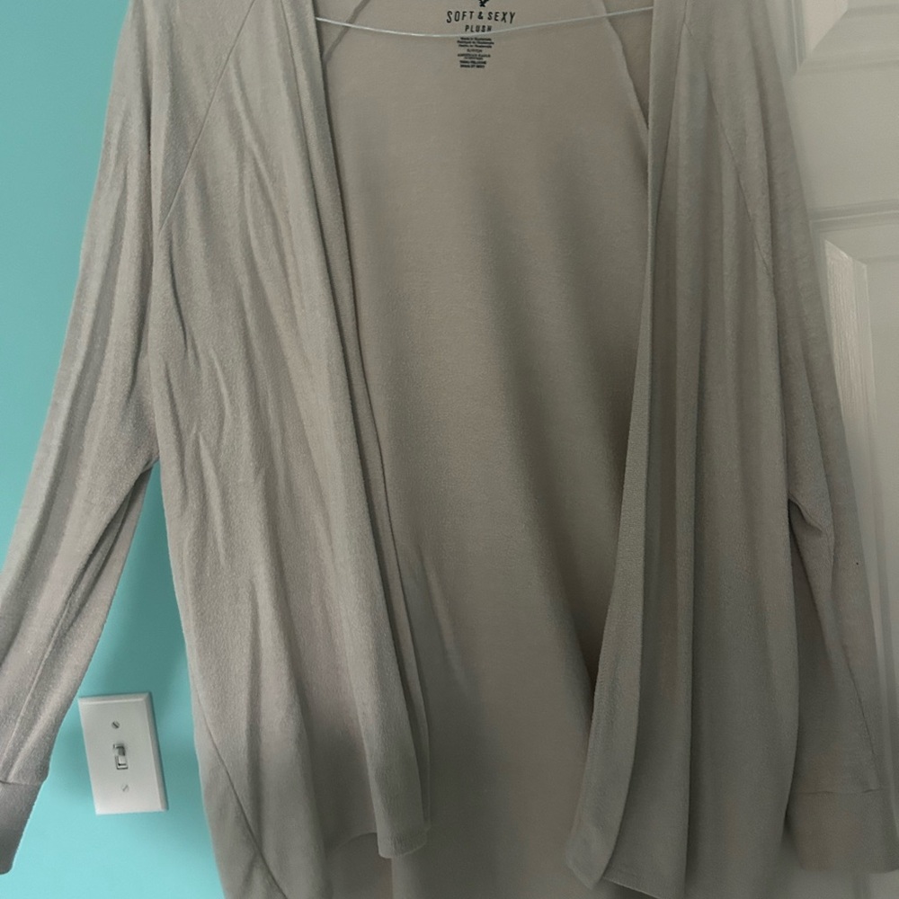 Women’s Sweater - Light Gray